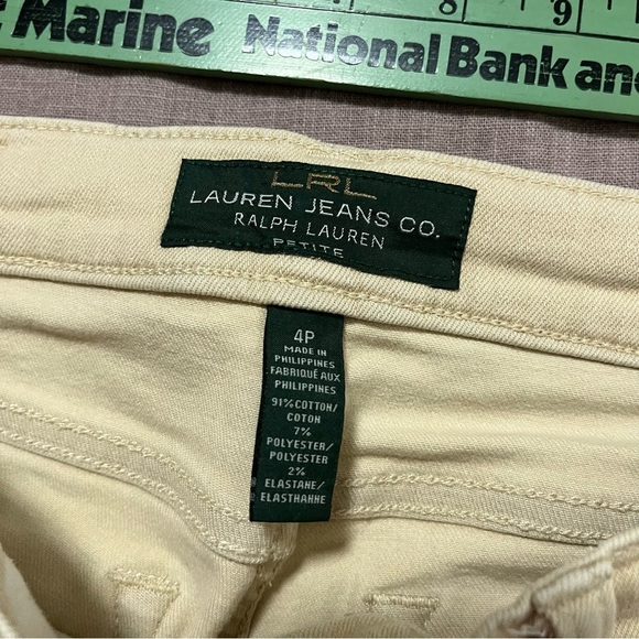 Lauren Ralph Lauren Cream Straight Leg Jeans Size 4 Petite Classic old money - Picture 7 of 8